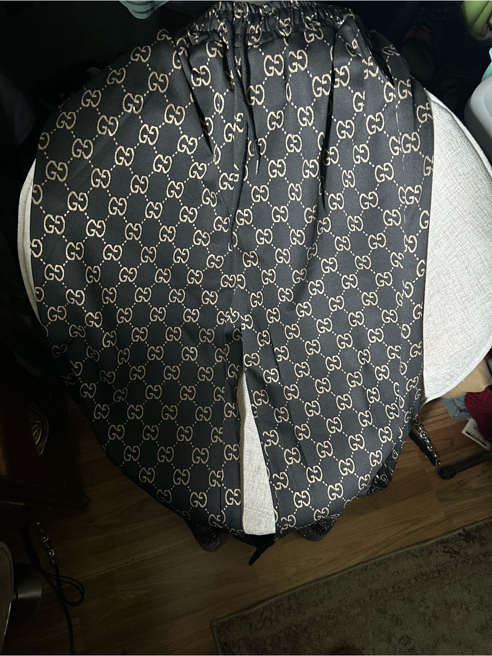 Gucci Black and Beige GG Monogram Crystal-Hem Top - Picture 13 of 16